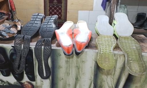 عکس تعمیرات حرفه ای کتونی عمو فرهاد