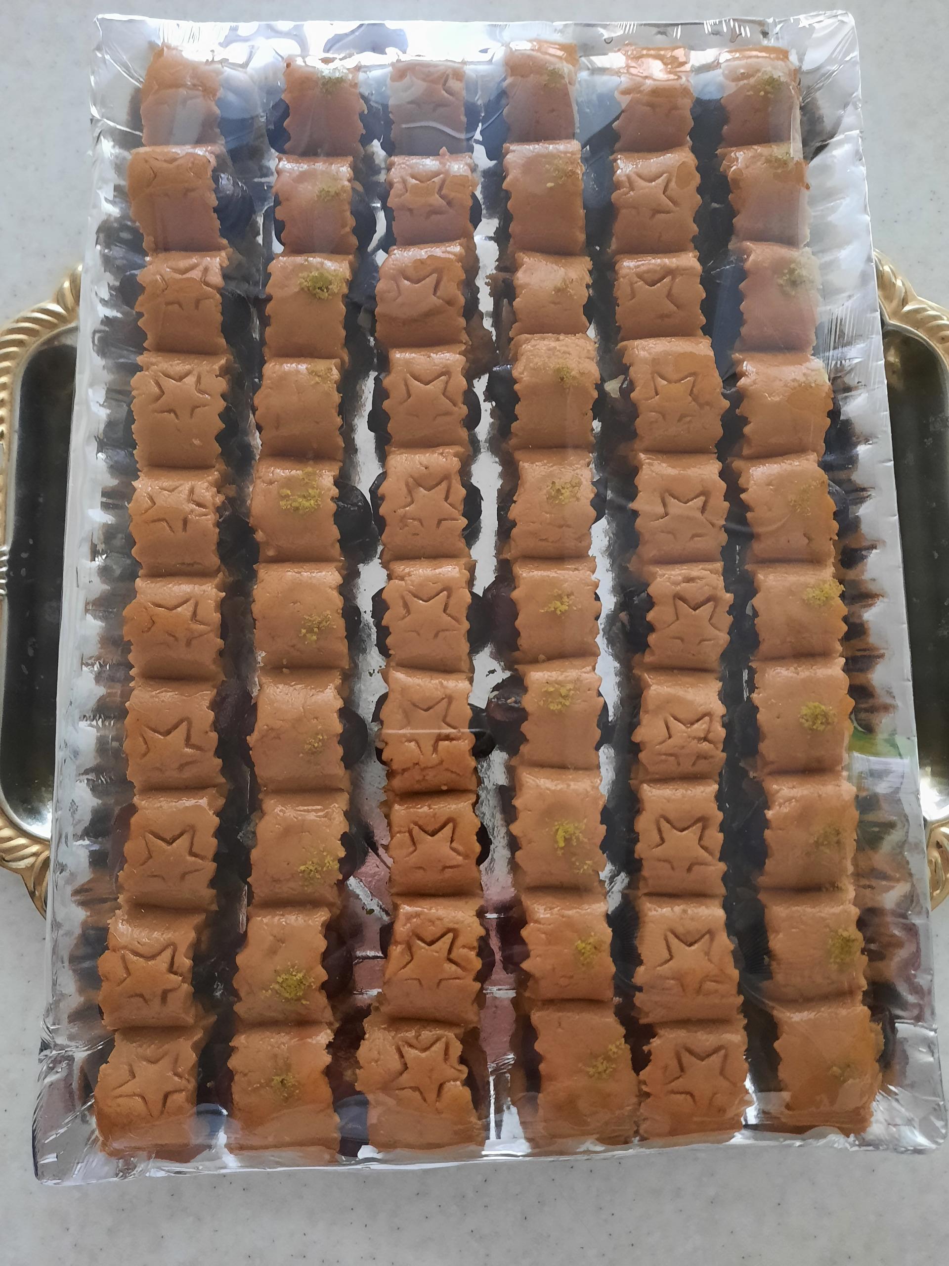 عکس شیرینی آجیل چهار فصل