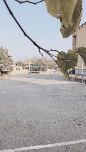 عکس دبیرستان دخترانه پروفسور رضا