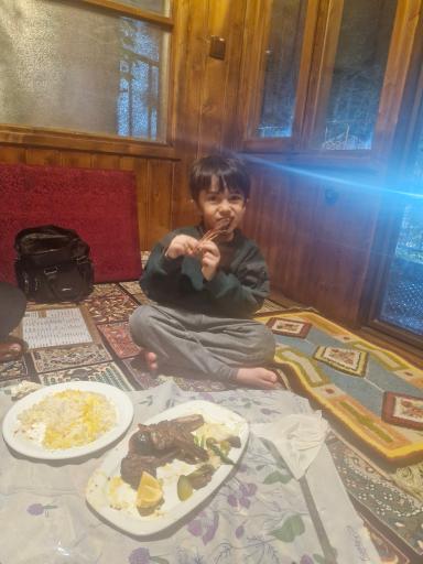 عکس باغ رستوران بهشاد