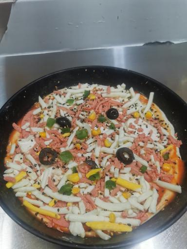ساندویچی آریا