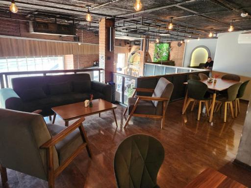 عکس کافه رست