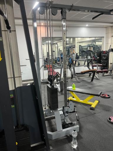 عکس باشگاه بدنسازی تک