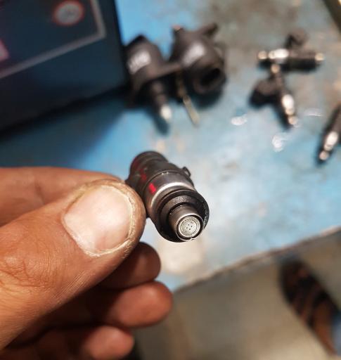 عکس خدمات برق خودرو آچارفرانسه