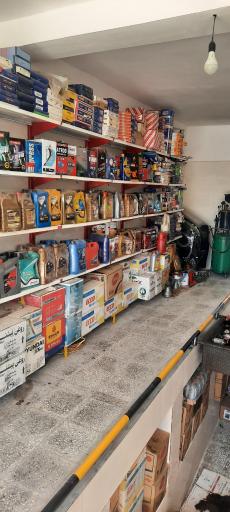 عکس تعویض روغن زحمتکش