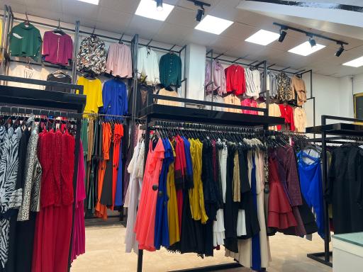 عکس پوشاک مجلسی ویترین