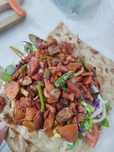 عکس فست‌فود رضا (سامانی)