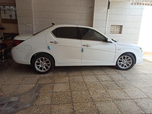 عکس آپاراتی حمید