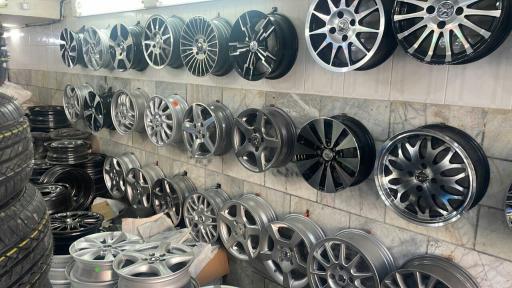 عکس آپاراتی‌ لاستیک‌ تویتا