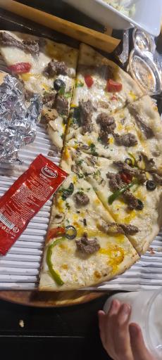 عکس فست فود ایتالیایی جنوا