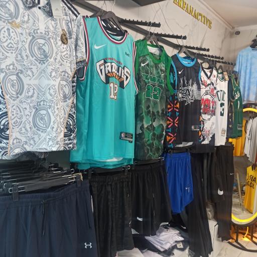 عکس پوشاک ورزشی عرفان اکتیو