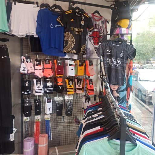 عکس پوشاک ورزشی عرفان اکتیو