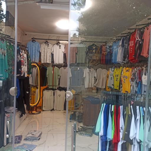 عکس پوشاک ورزشی عرفان اکتیو