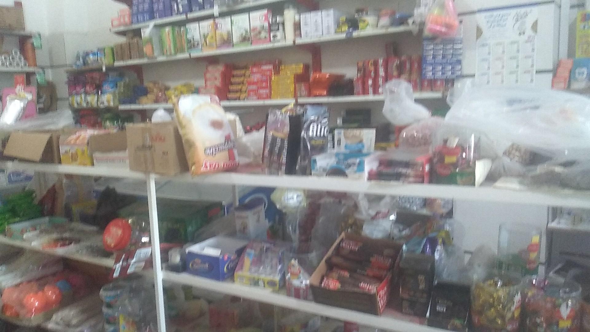 عکس سوپرمارکت فرهاد