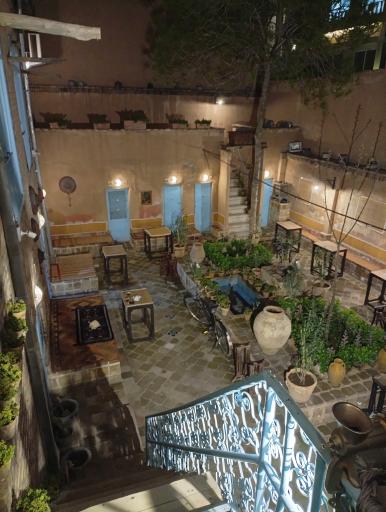 عکس کافه سنتی آشتی کنان