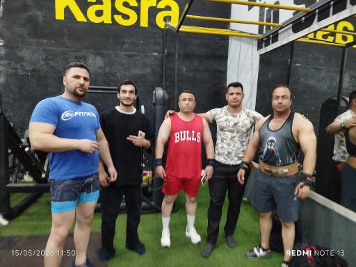 عکس باشگاه پرورش اندام هوتن
