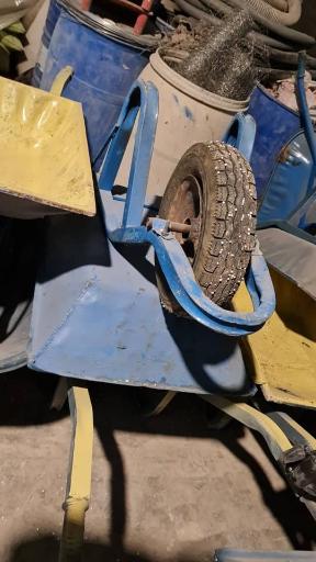 عکس داربست و قالب فلزی  بهار