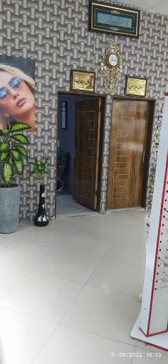 عکس عینک و  بینایی سنجی ویکتوریا