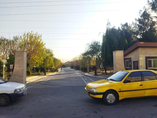 عکس درب ورودی بوستان پهلوانان