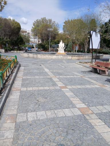 عکس میدان بوستان بهاران