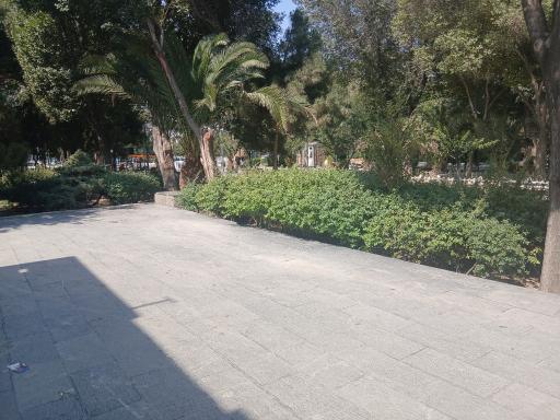 عکس میدان بوستان بهاران