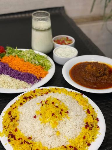 عکس رستوران و اکبرجوجه شاندیز