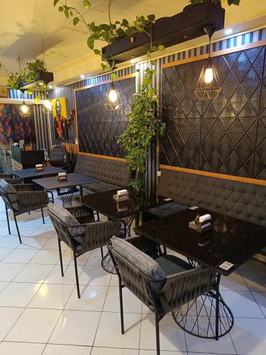 عکس کافه رستوران غزال