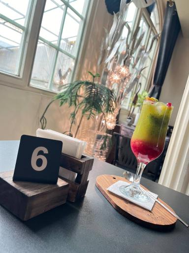 عکس کافه رستوران غزال