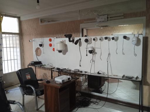 عکس خدمات درب اتوماتیک کرکره برقی  پادرا