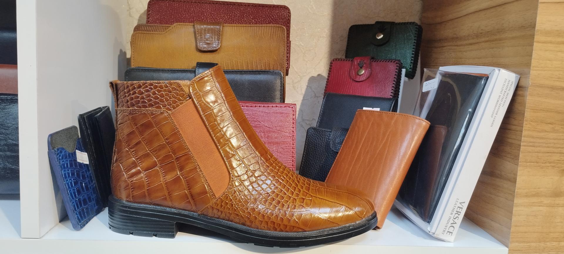 عکس صنایع چرم طبیعی امامی 