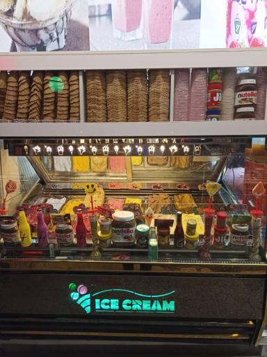 عکس آبمیوه و بستنی بیگ بنگ