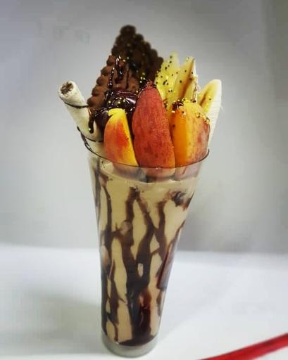 عکس آبمیوه و بستنی بیگ بنگ