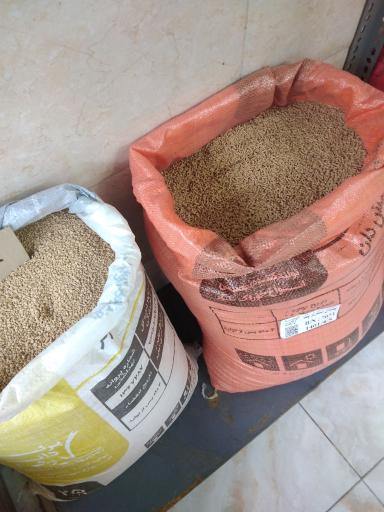 عکس خوراک دام و طیور هاشمی 