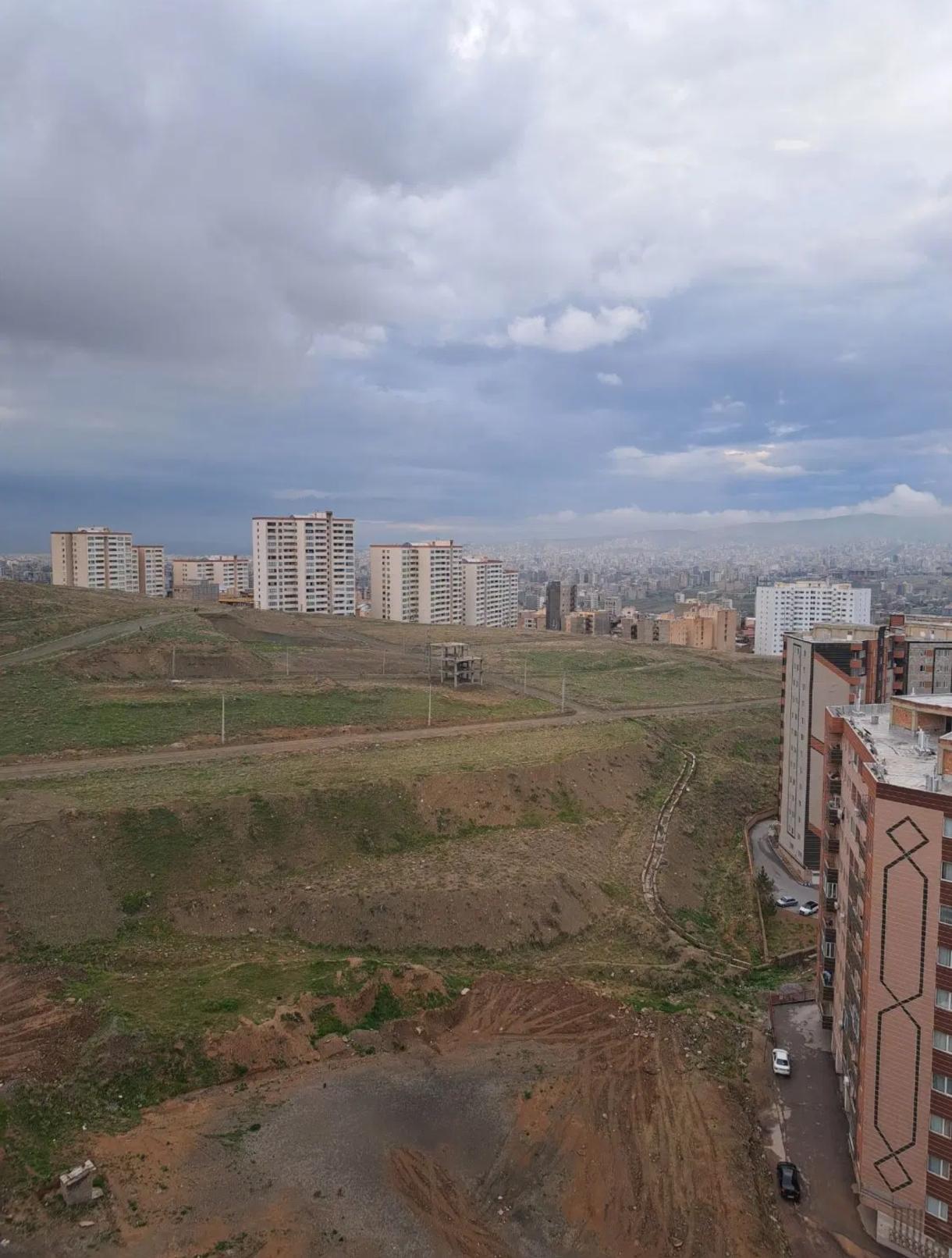 عکس مجتمع گلستان یک برج ارغوان 