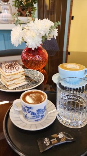 عکس کافه همیشه