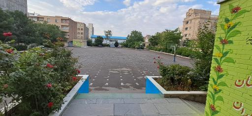 عکس هنرستان دخترانه مبتکران