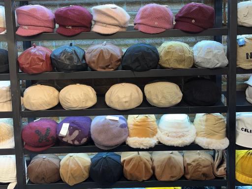 عکس کلاه فروشی یک مد
