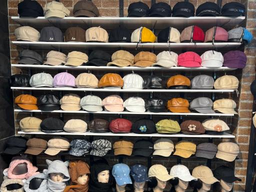 عکس کلاه فروشی یک مد