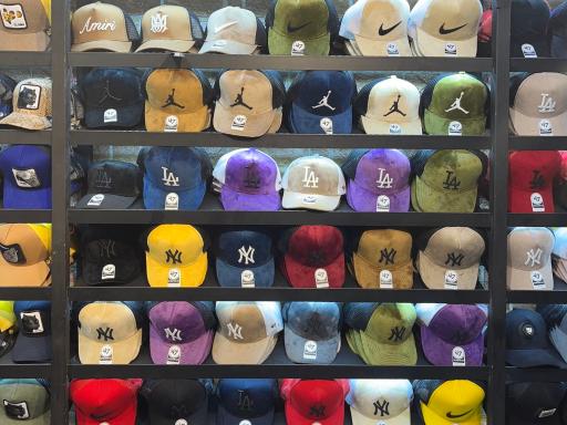 عکس کلاه فروشی یک مد