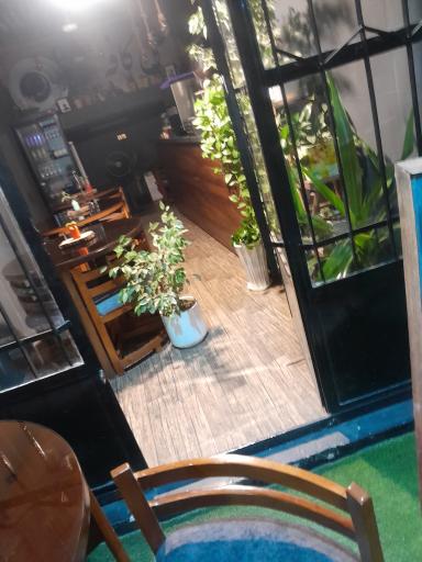 عکس علی کافه