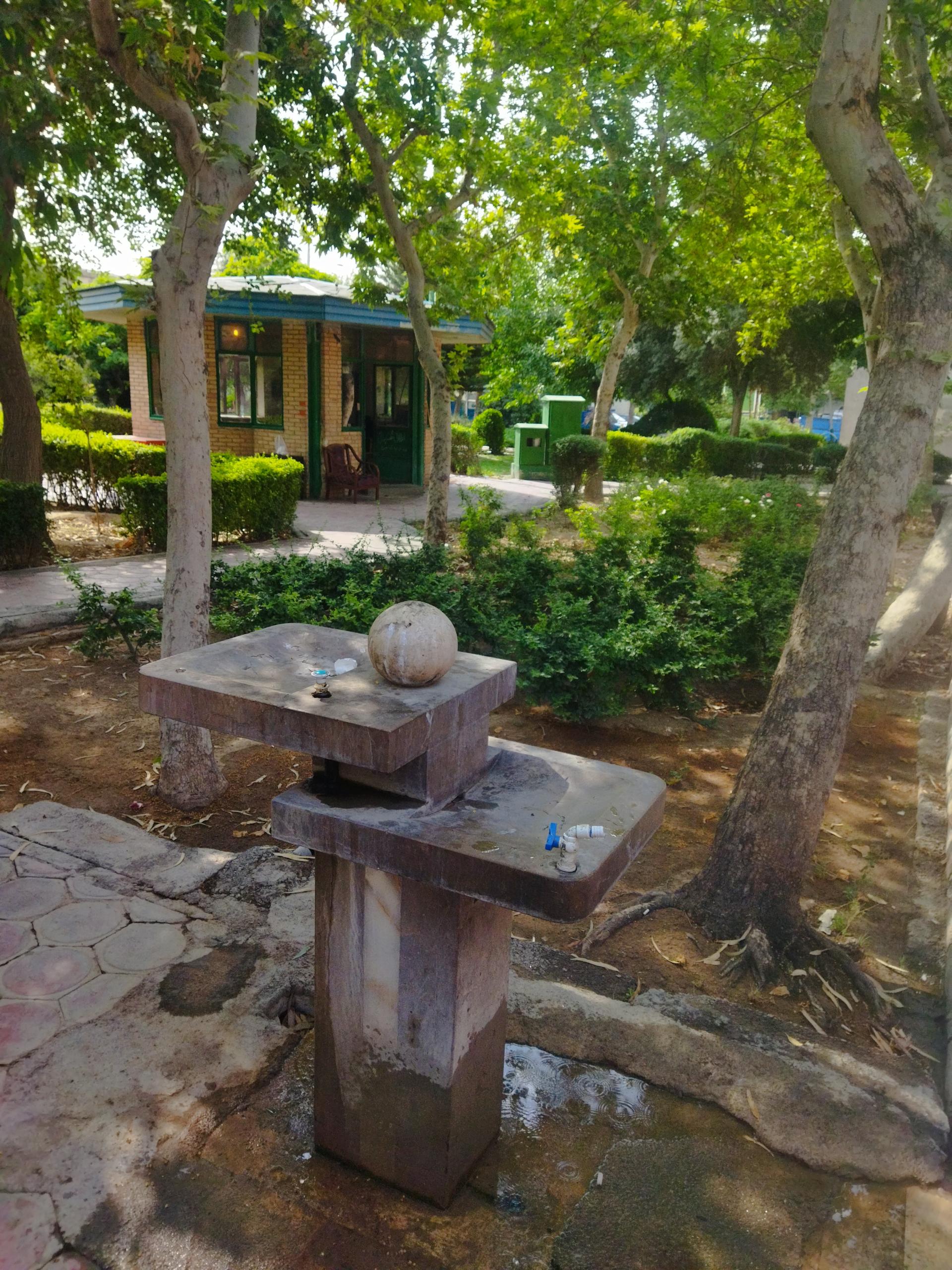 عکس آبخوری شماره 1 بوستان قبله