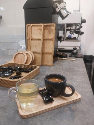 عکس کافه میلان