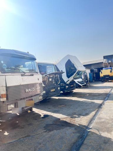 عکس الکترو خودرو حسن زاده