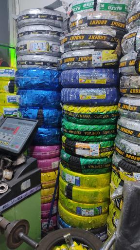 عکس لاستیک فروشی اسماعیل نوروزی 