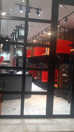 عکس کافه فست فود ایت اند میت