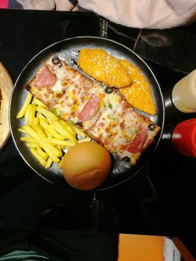 عکس کافه فست فود ایت اند میت