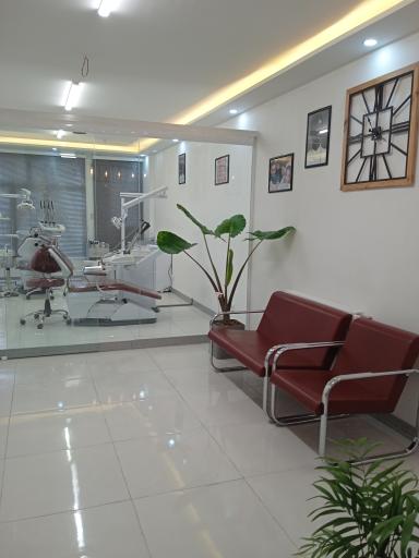 عکس دکتر ابوالفضل قائم پناه متخصص دندان پزشکی