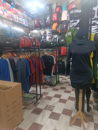عکس فروشگاه ورزشی ایده آل