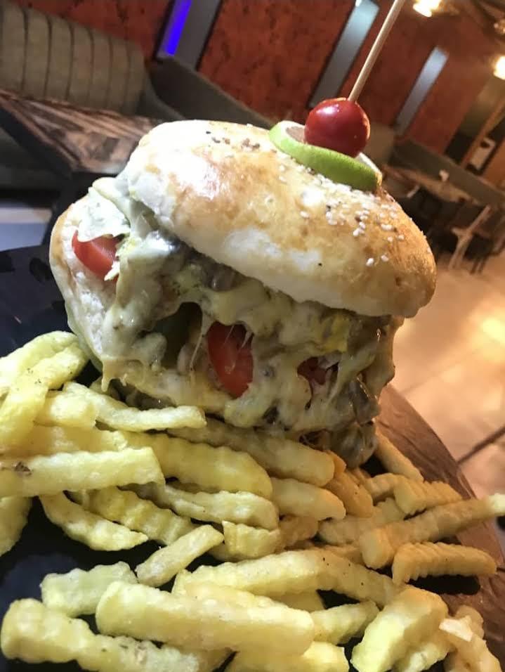 عکس کافه پولینی