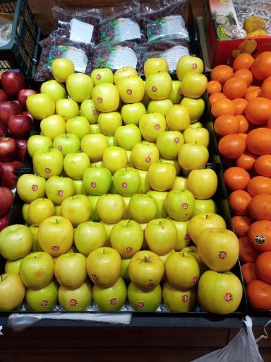 عکس میوه فروشی فروت لند